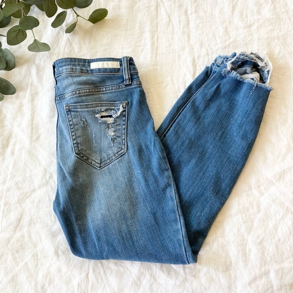 CELLO light wash mid rise distressed denim jeans - Picture 9 of 15